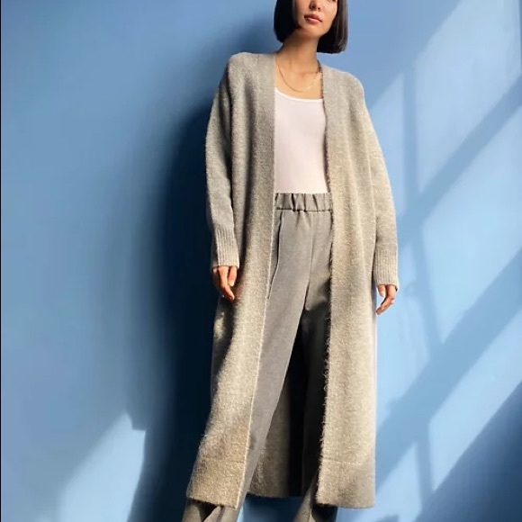 Group by Babaton- collins cardigan (NEW) - Picture 1 of 3